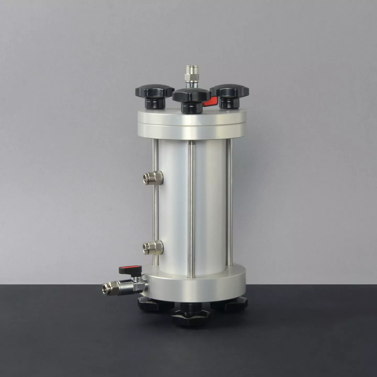 Zelle mit konstanter Kopfpermeabilität, ASTM, 229 mm (9 Zoll) Metallgehäuse mit 2 Druckpunkten.